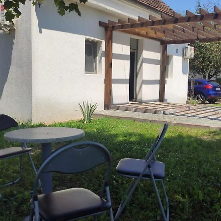 Apartmani Nova Topola Exteriör bild